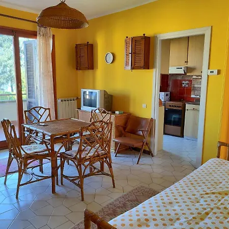 Appartamento Roberto By Interhome